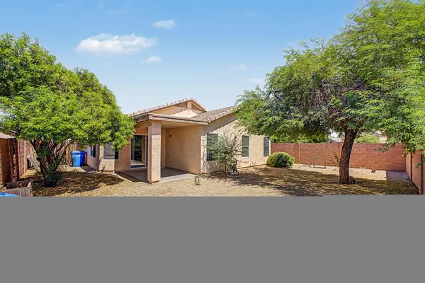 $2,100 | 3903 West Goodman Drive, Glendale, AZ 85308