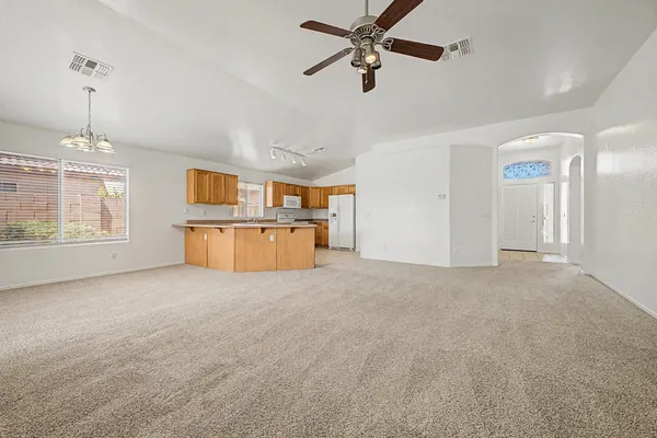 $2,100 | 3903 West Goodman Drive, Glendale, AZ 85308