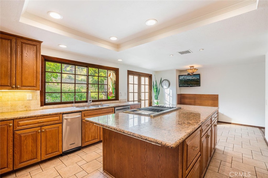 47 North Coolwater Road Bell Canyon, CA 91307 - Photo 17 of 56