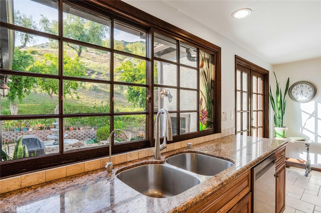 47 North Coolwater Road Bell Canyon, CA 91307 - Photo 20 of 56