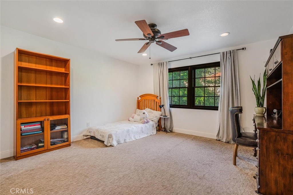 47 North Coolwater Road Bell Canyon, CA 91307 - Photo 29 of 56