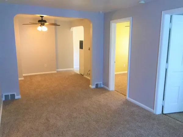 $1,100 | 76 1st Street, Milan, MI 48160