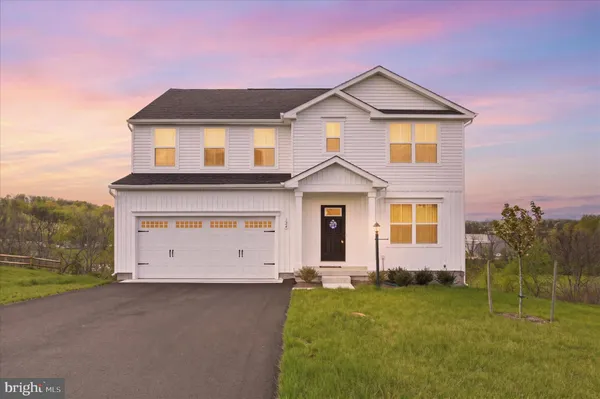 $430,000 | 124 Peridot Drive, Chambersburg, PA 17202