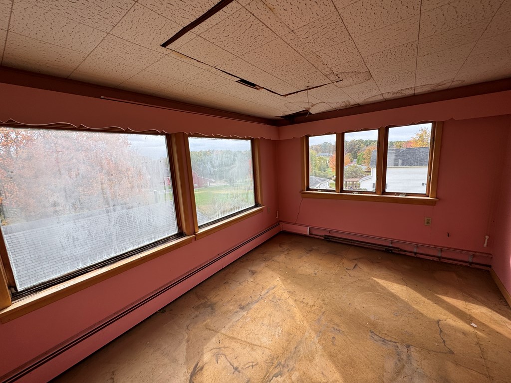284 Warren Road Franklin, PA 16323 - Photo 16 of 27