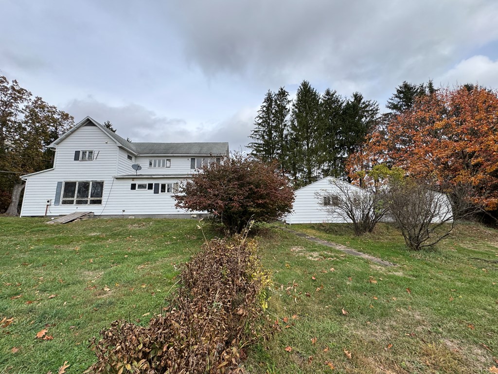 284 Warren Road Franklin, PA 16323 - Photo 4 of 27