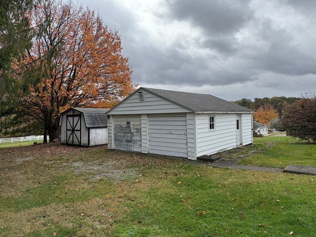 284 Warren Road Franklin, PA 16323 - Photo 6 of 27