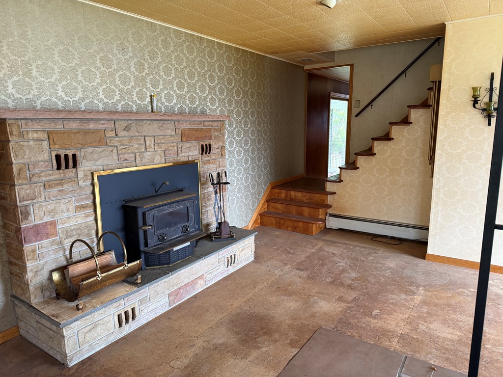 284 Warren Road Franklin, PA 16323 - Photo 7 of 27