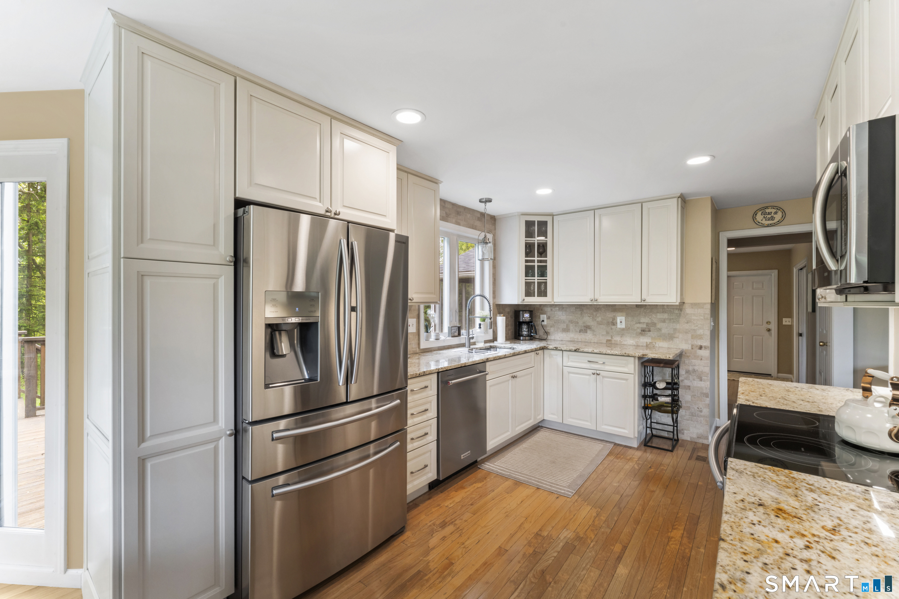 24 Ridgedale Road Bethel, CT 06801 - Photo 12 of 37