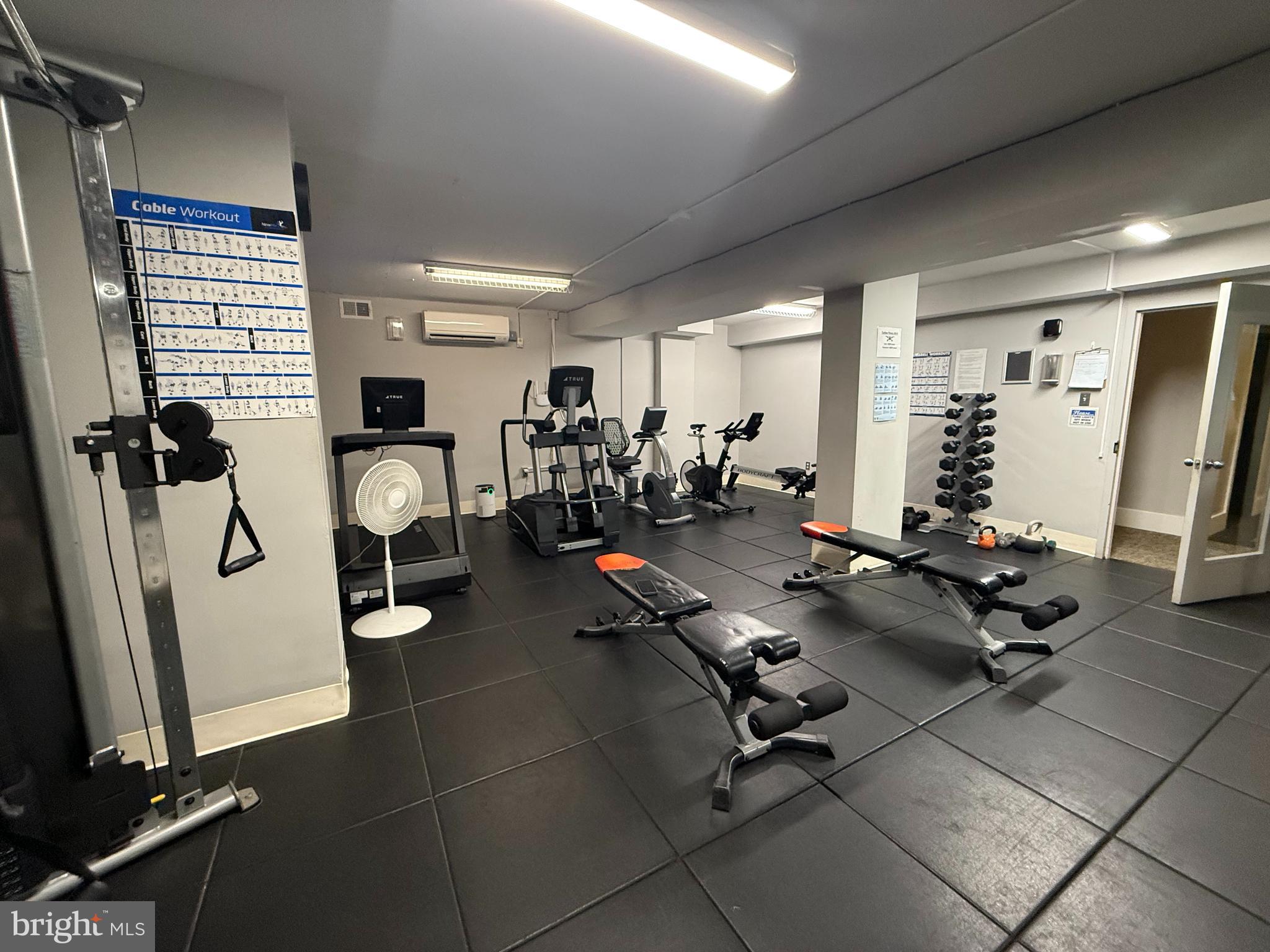 4000 Tunlaw Road Northwest, Unit 811 Washington, DC 20007 - Photo 28 of 51 a view of a room with gym equipment