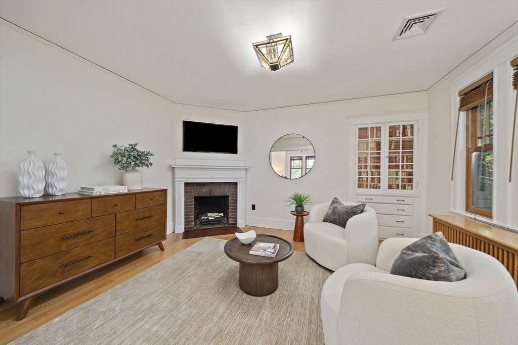 26 Hillside Road Newton, MA 02461 - Photo 19 of 36