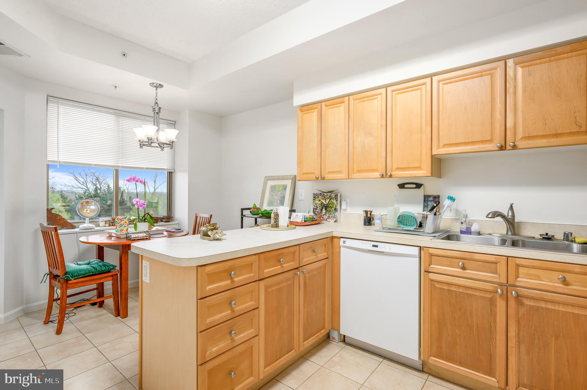 19355 Cypress Ridge Terrace, Unit 212 Leesburg, VA 20176 - Photo 2 of 26