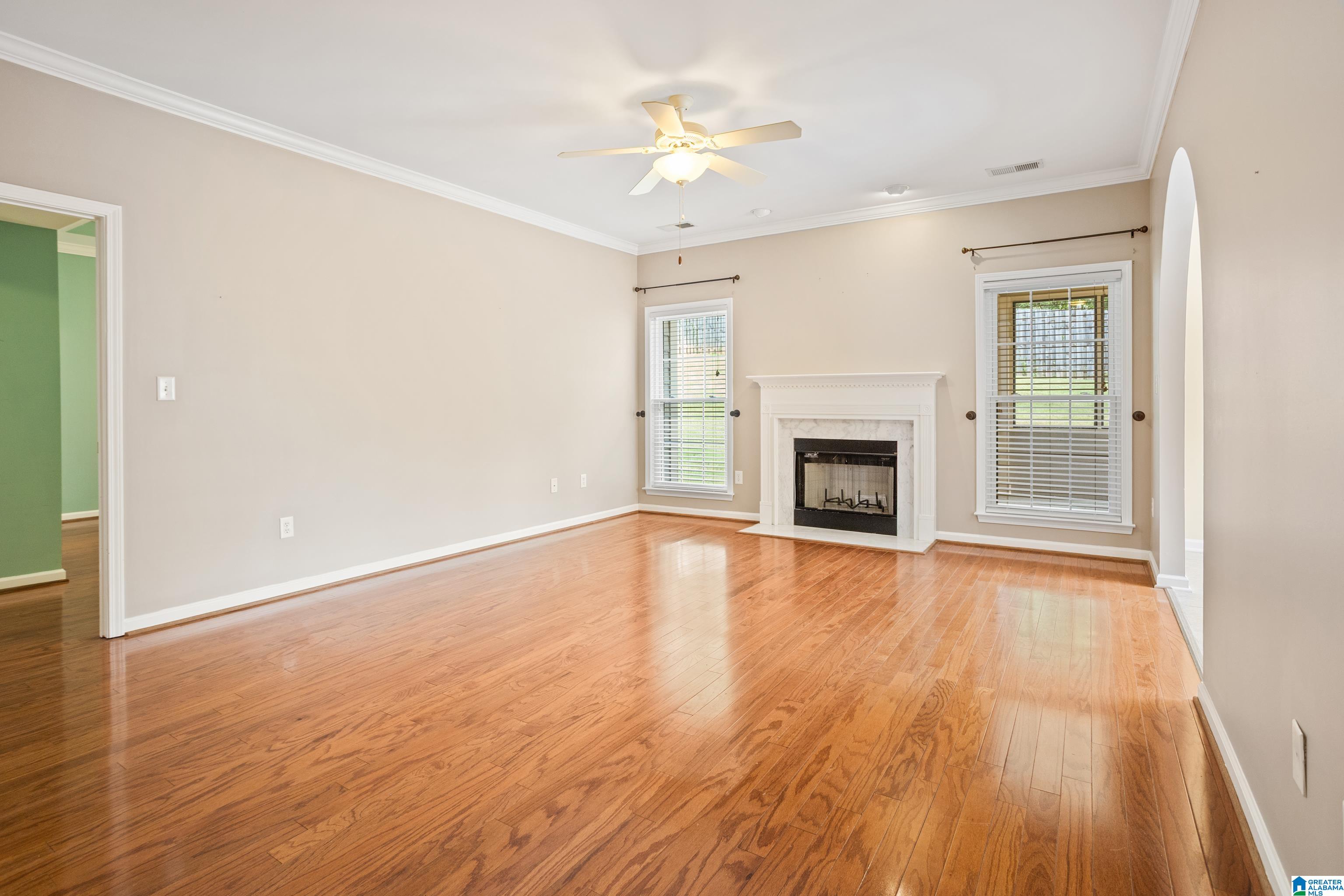 218 Nottingham Drive Calera, AL 35040 - Photo 8 of 53