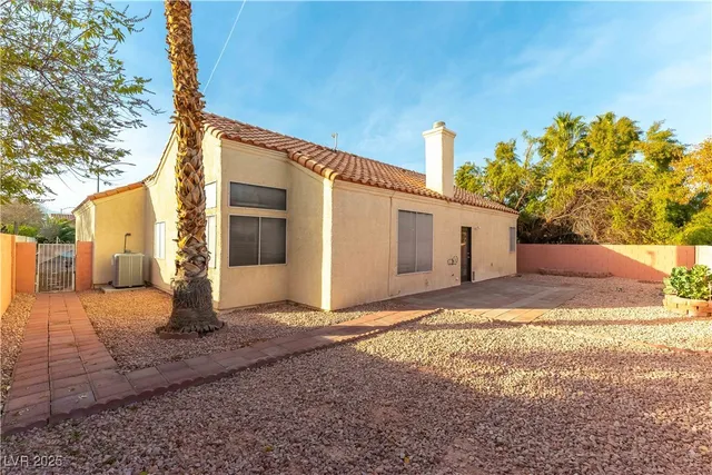 $1,950 | 3804 Banana Court, North Las Vegas, NV 89032