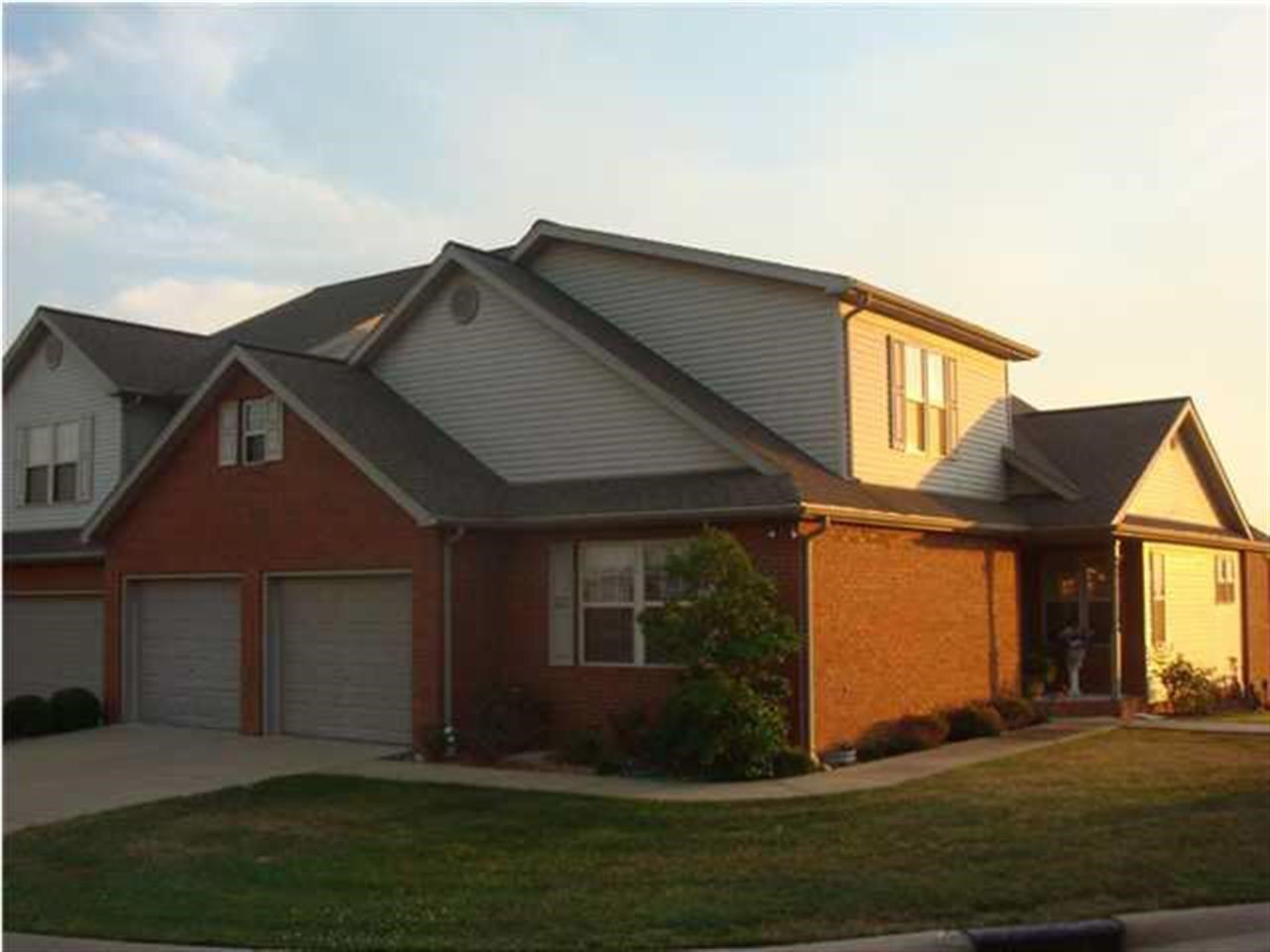 18924 Roscommon Road Evansville, IN 47725 - Photo 1 of 27 Gallery Image 1
