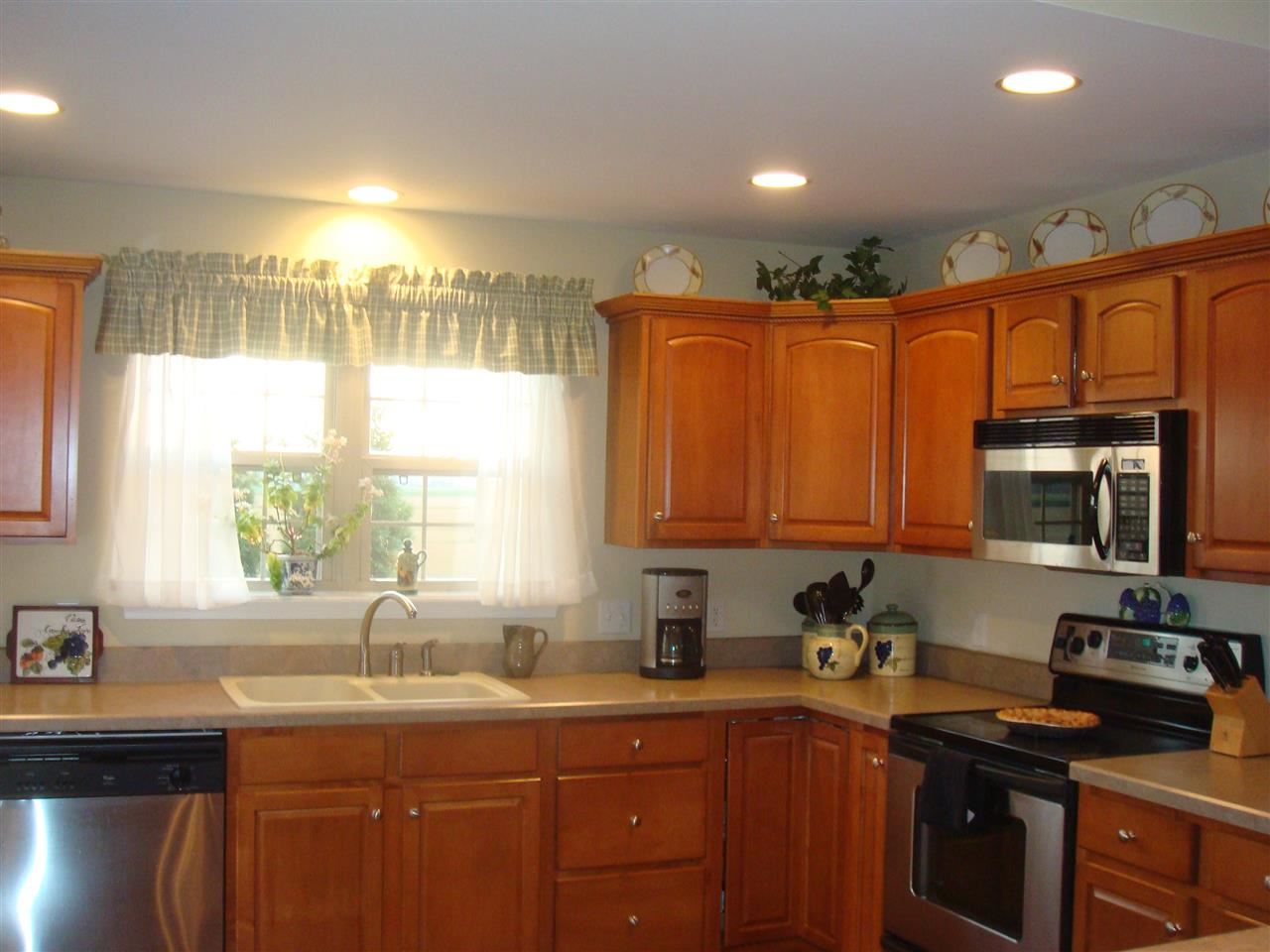 18924 Roscommon Road Evansville, IN 47725 - Photo 2 of 27 Gallery Image 2