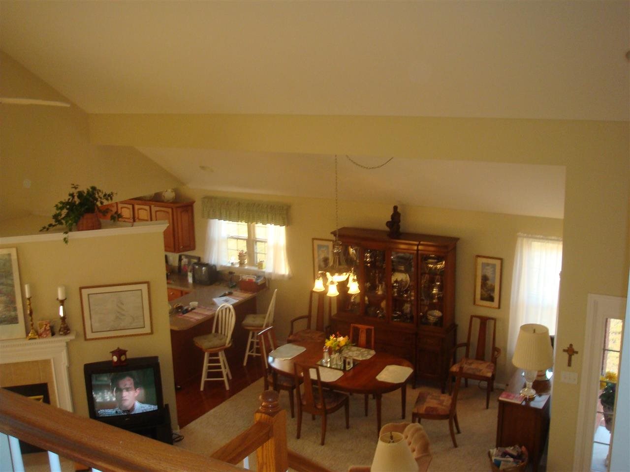 18924 Roscommon Road Evansville, IN 47725 - Photo 3 of 27 Gallery Image 3