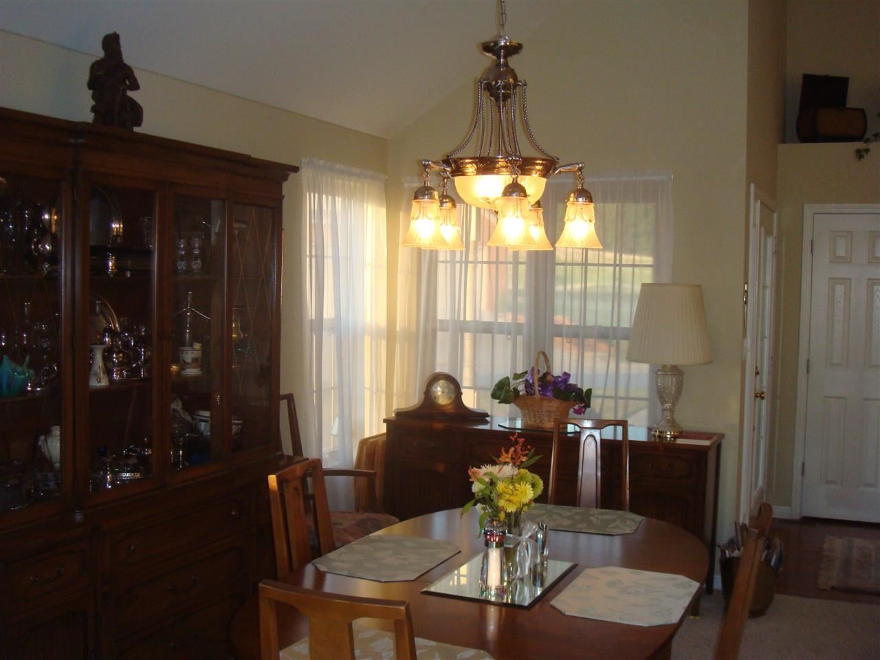 18924 Roscommon Road Evansville, IN 47725 - Photo 7 of 27 Gallery Image 7