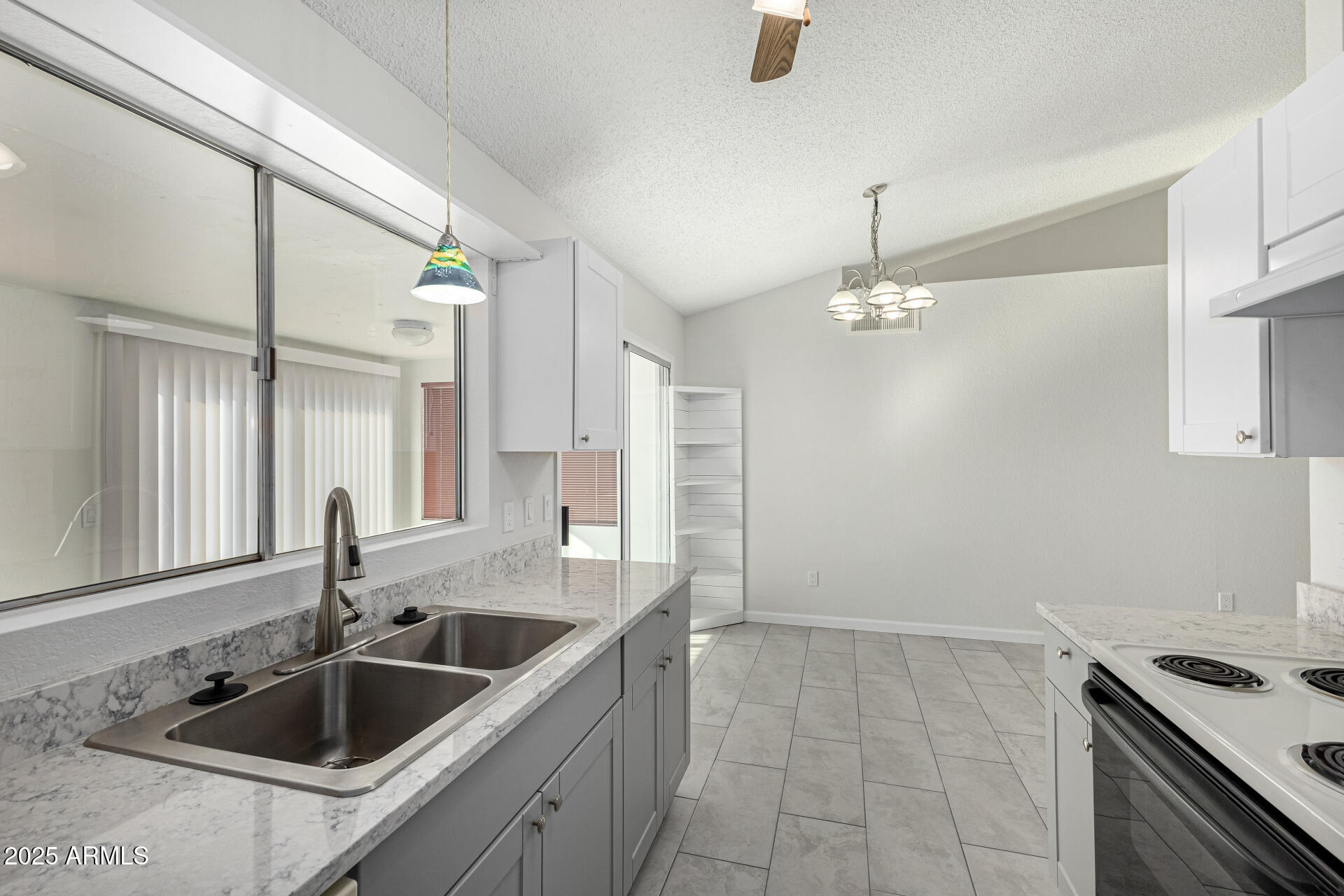 1813 East Grandview Road Phoenix, AZ 85022 - Photo 12 of 26 12-Grandview