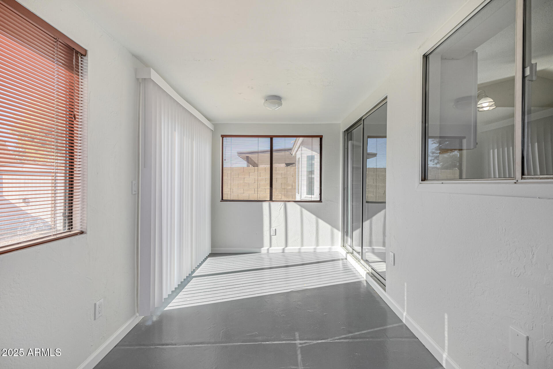 1813 East Grandview Road Phoenix, AZ 85022 - Photo 15 of 26 15-Grandview