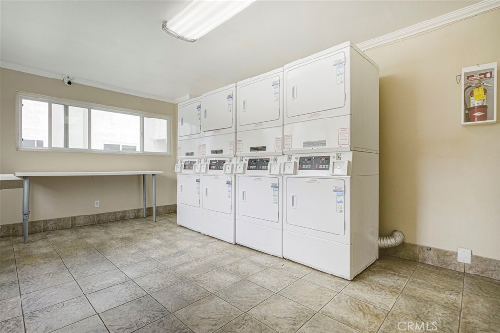 500 Jackson Place, Unit 201 Glendale, CA 91206 - Photo 23 of 28