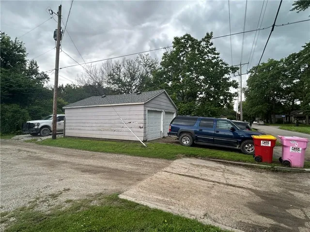 $190,000 | 626 West Kansas Street, Pittsburg, KS 66762