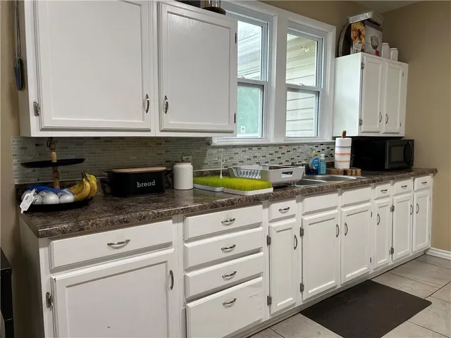 $190,000 | 626 West Kansas Street, Pittsburg, KS 66762