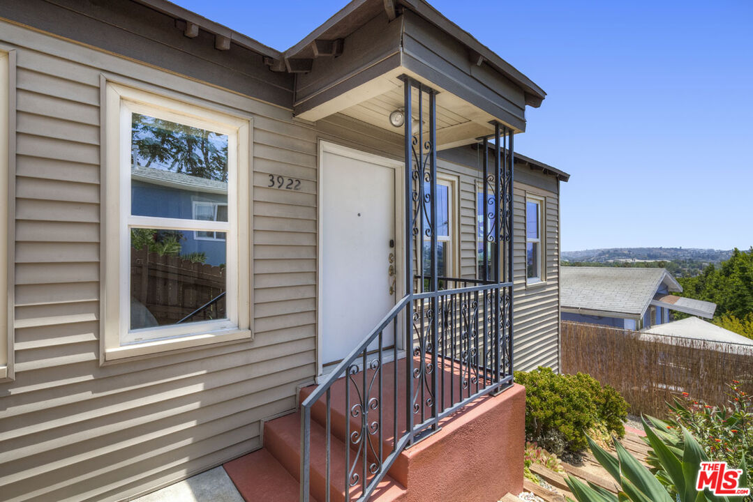 3922 Edison Walk Los Angeles, CA 90032 - Photo 2 of 26 a view of balcony with furniture