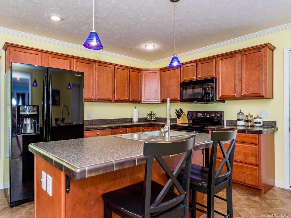 303 Flint Hill Road Alexander, NC 28701 - Photo 11 of 36 Gallery Image 11