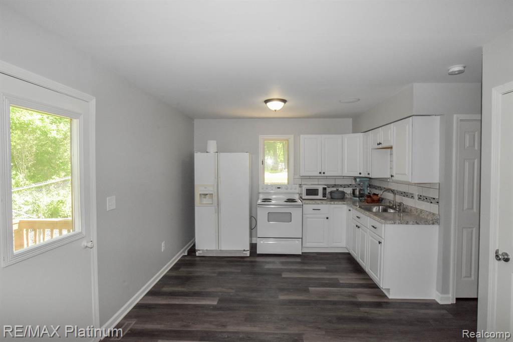1800 North Eager Road Howell, MI 48855 - Photo 41 of 65