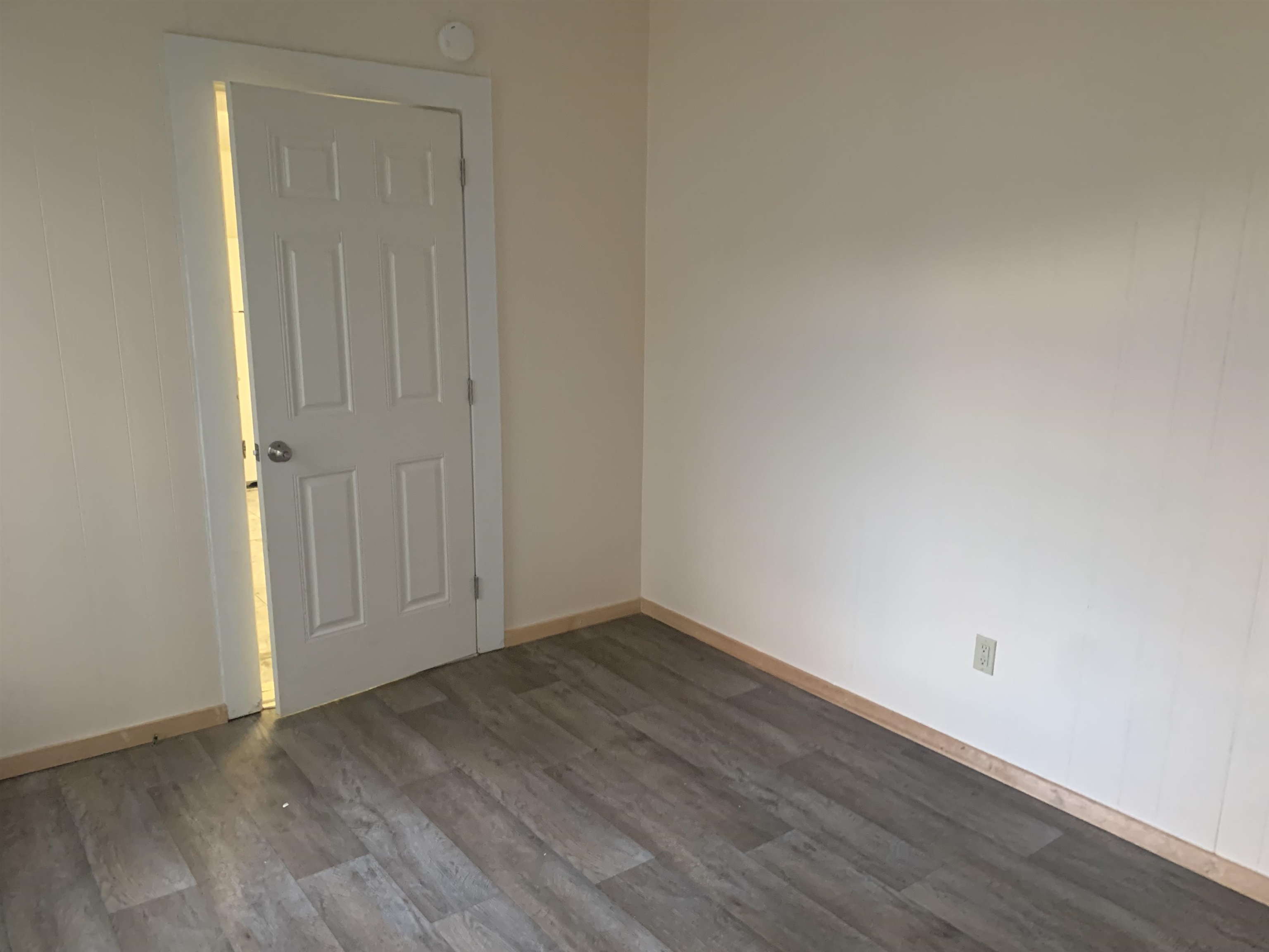 22 Spring Street Somersworth, NH 03878 - Photo 17 of 32