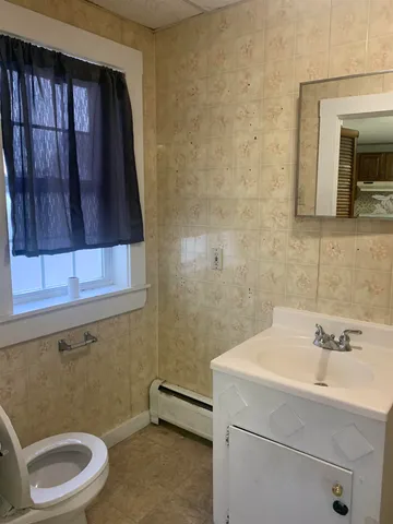 $1,890 | 22 Spring Street, Somersworth, NH 03878