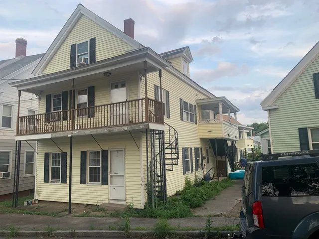 $1,890 | 22 Spring Street, Somersworth, NH 03878