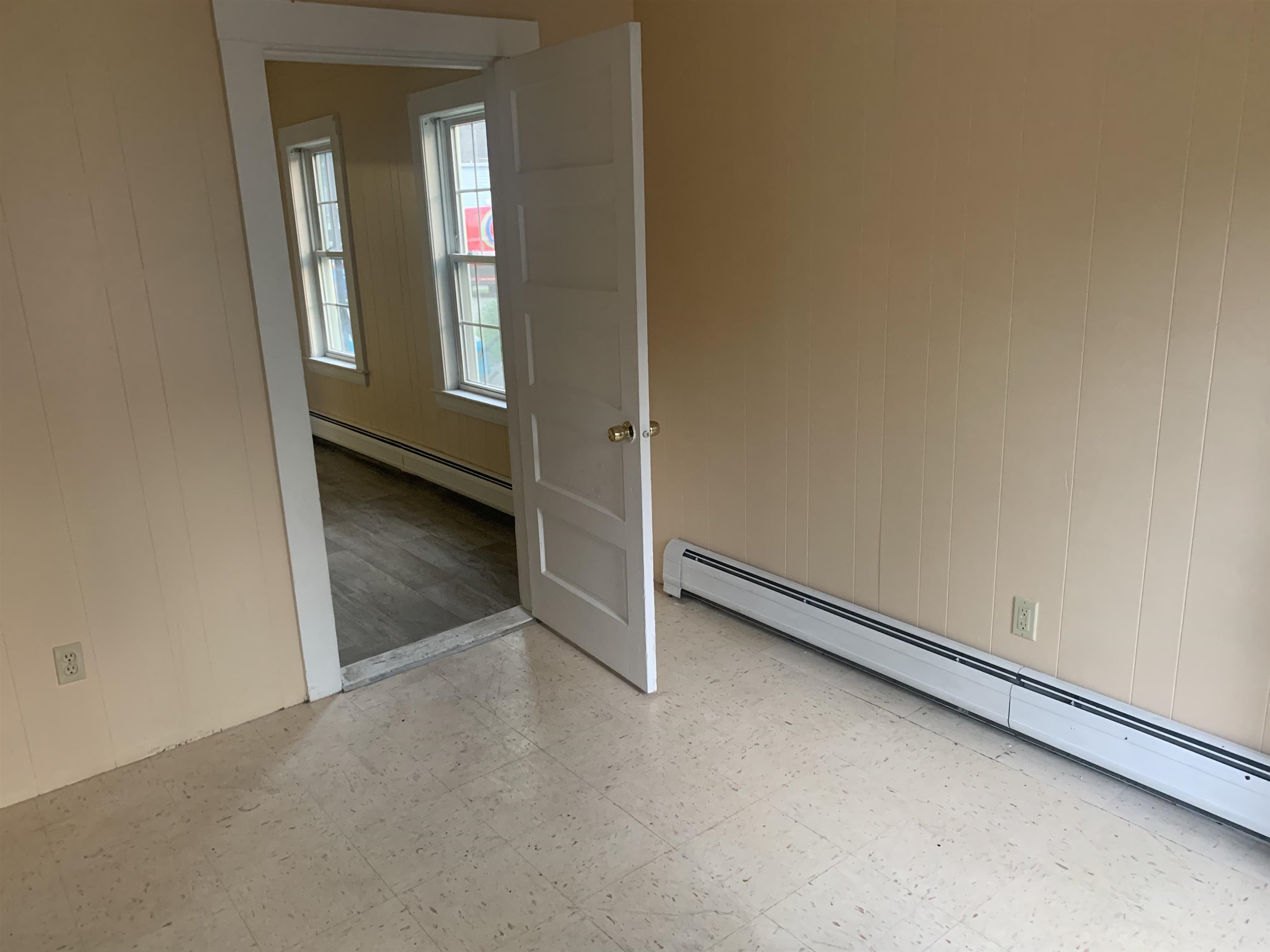 22 Spring Street Somersworth, NH 03878 - Photo 6 of 32