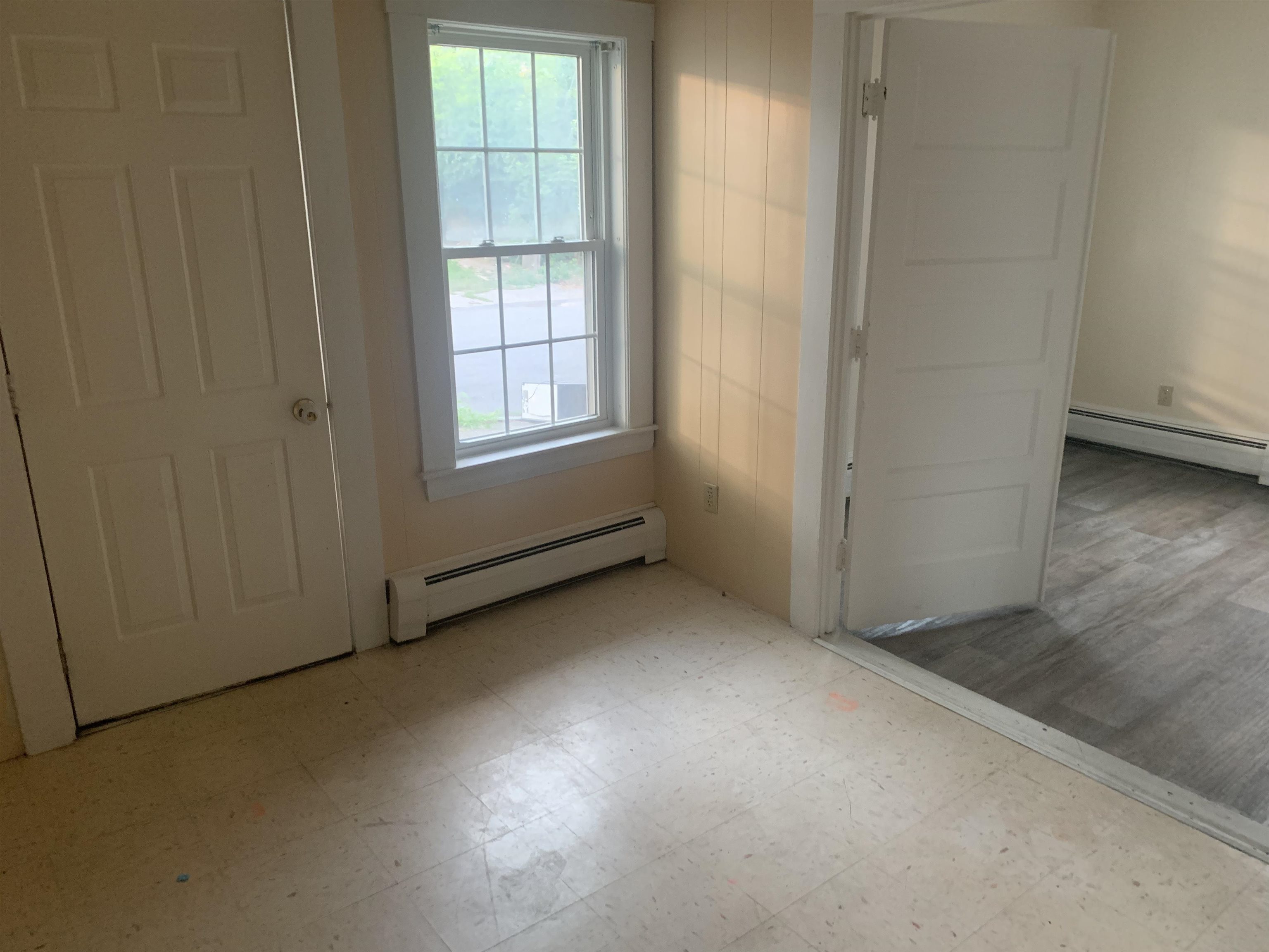 22 Spring Street Somersworth, NH 03878 - Photo 8 of 32