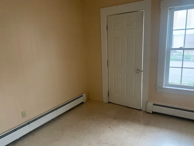 $1,890 | 22 Spring Street, Somersworth, NH 03878