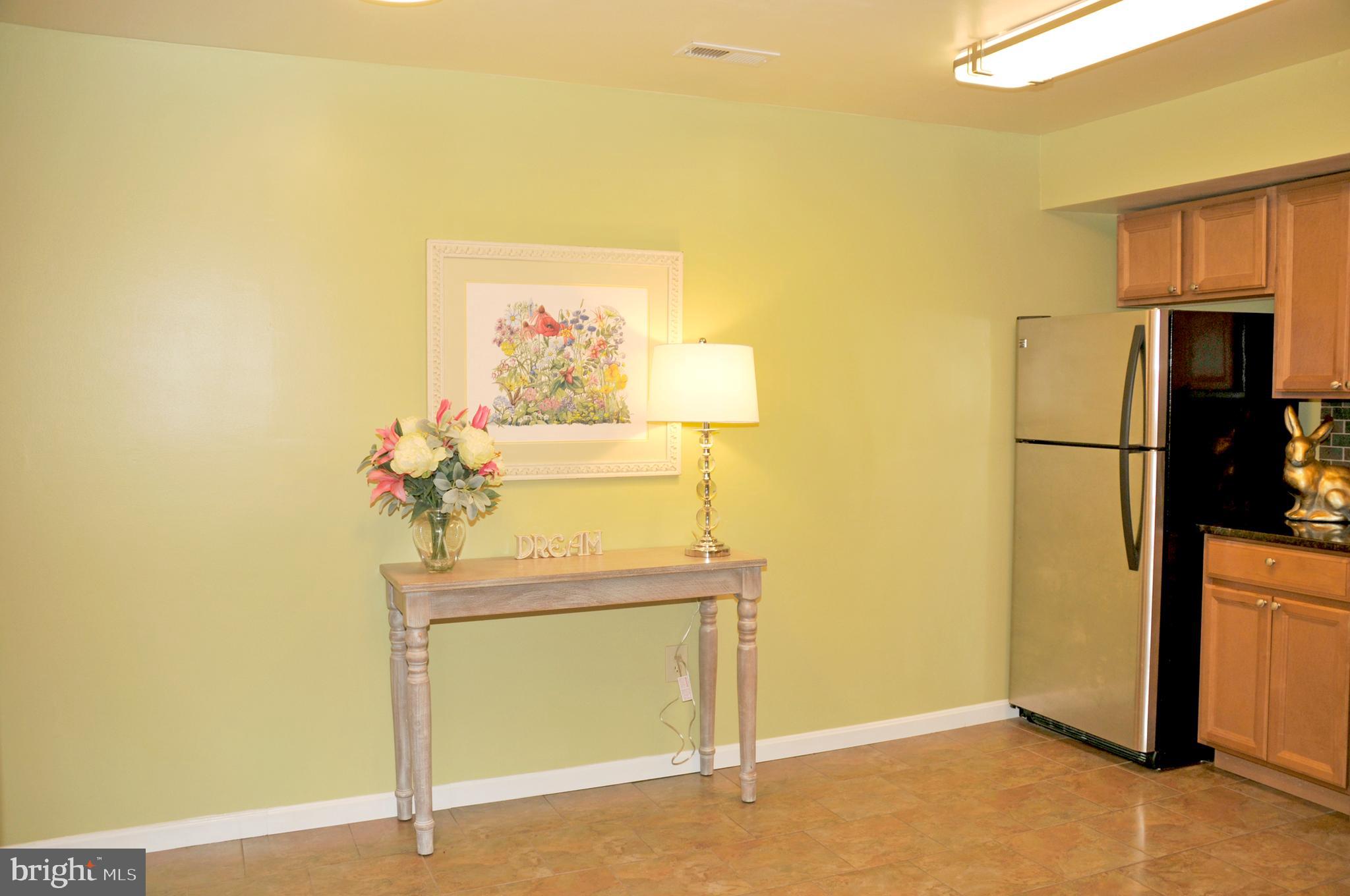 1731 Wilcox Lane Silver Spring, MD 20906 - Photo 15 of 29 dining-kitchen combination