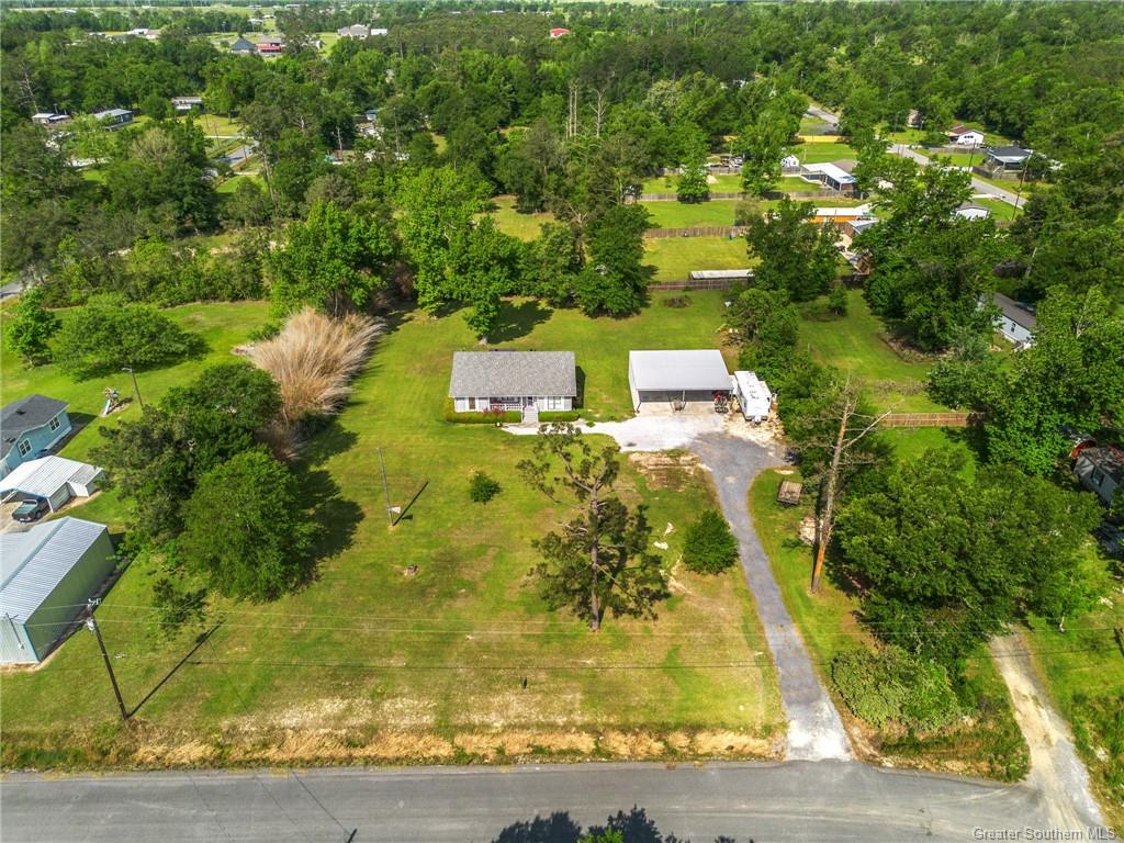 3172 Angela Loop Sulphur, LA 70663 - Photo 2 of 17