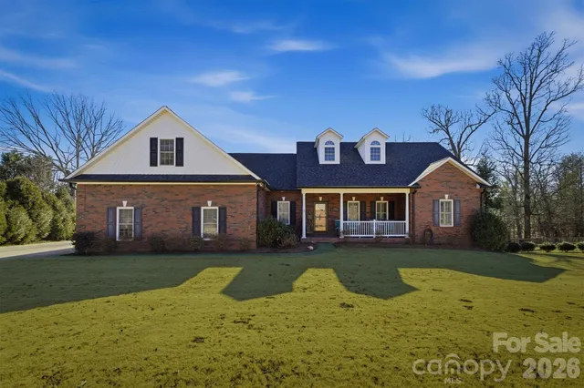 $625,000 | 106 River Hills Way, Morganton, NC 28655