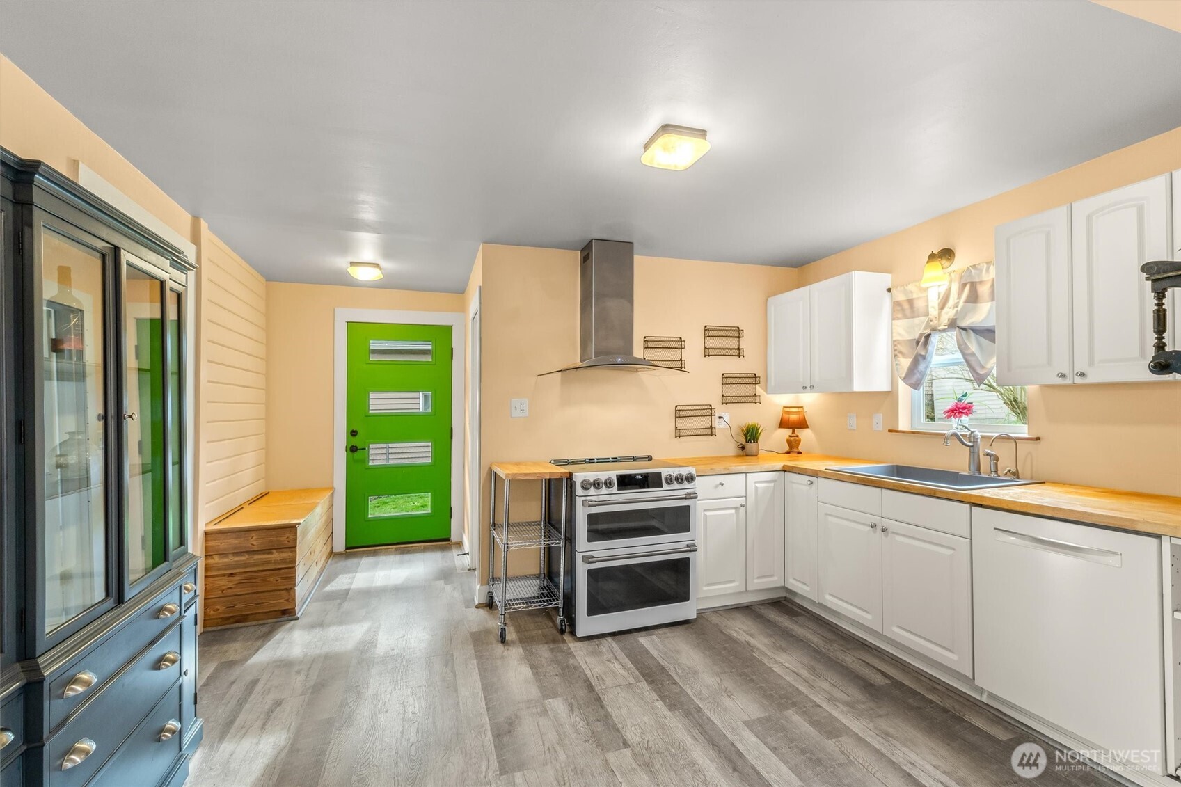 2108 South G Street Tacoma, WA 98405 - Photo 7 of 20