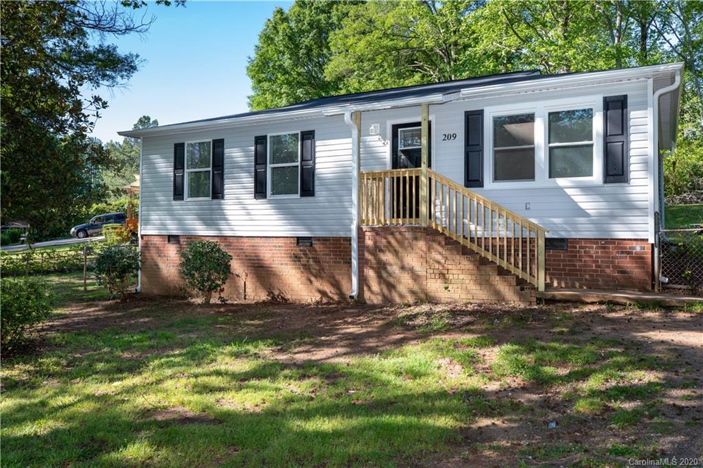 209 Valley Road York, SC 29745 - Photo 2 of 19 Gallery Image 2