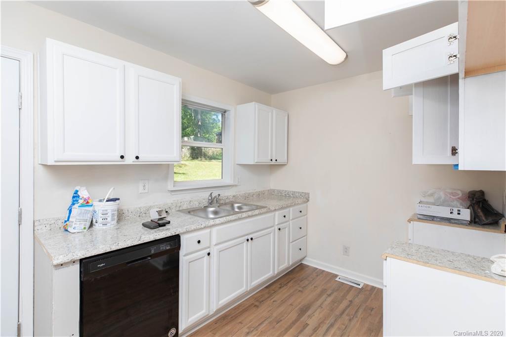 209 Valley Road York, SC 29745 - Photo 14 of 19 Gallery Image 14
