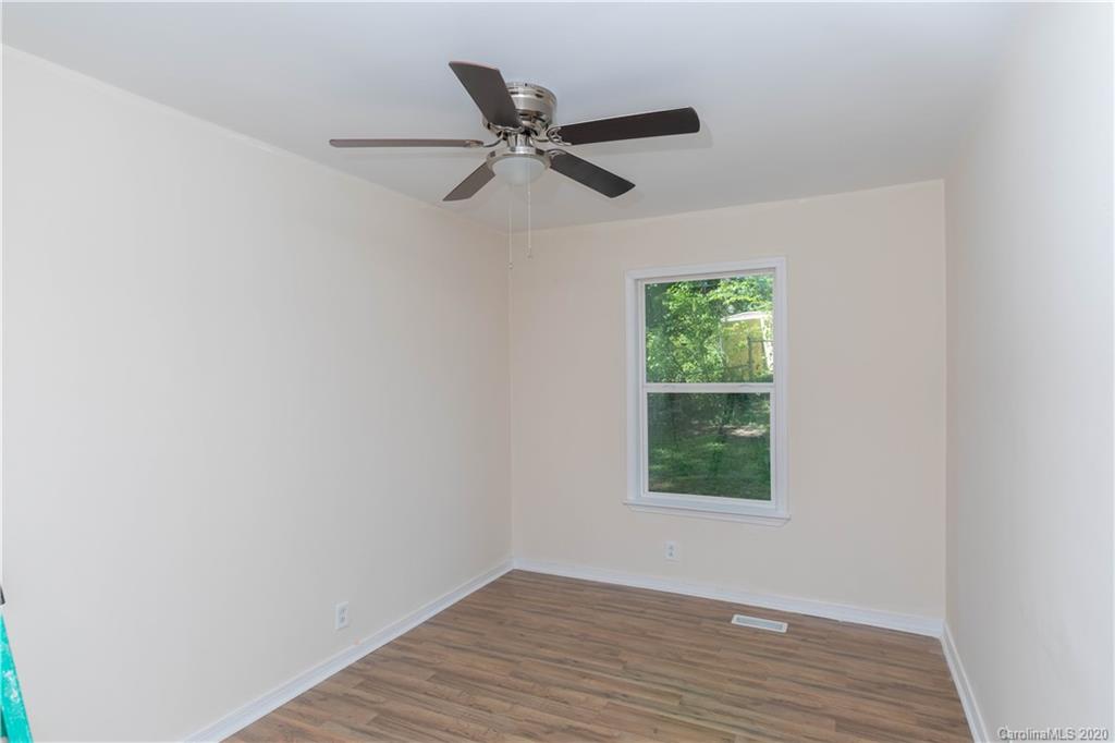 209 Valley Road York, SC 29745 - Photo 6 of 19 Gallery Image 6