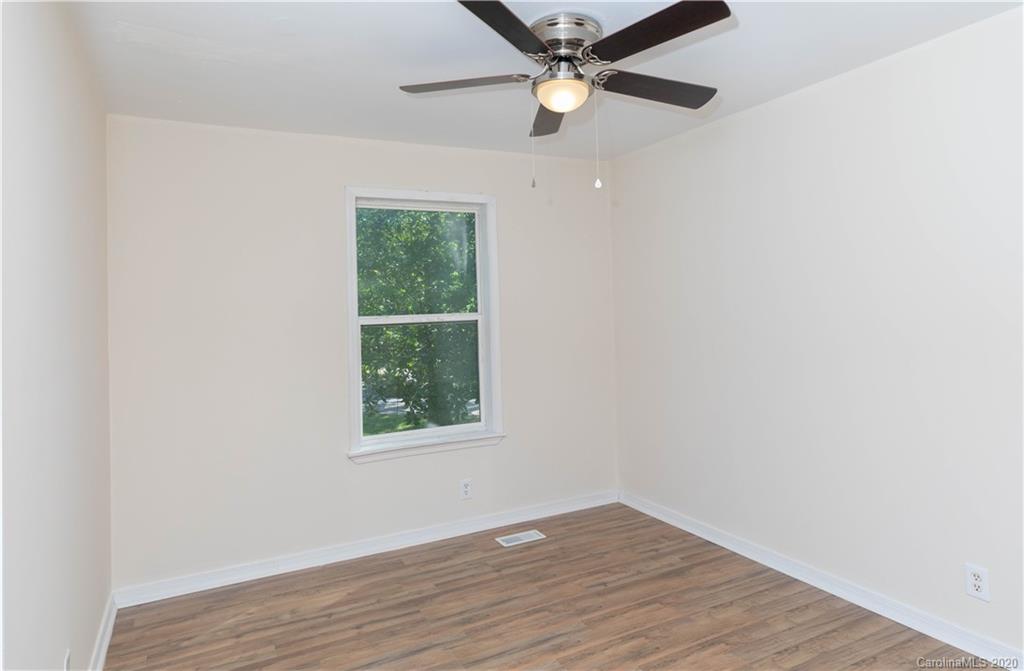 209 Valley Road York, SC 29745 - Photo 7 of 19 Gallery Image 7
