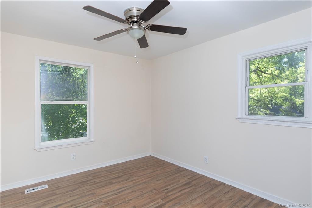209 Valley Road York, SC 29745 - Photo 8 of 19 Gallery Image 8