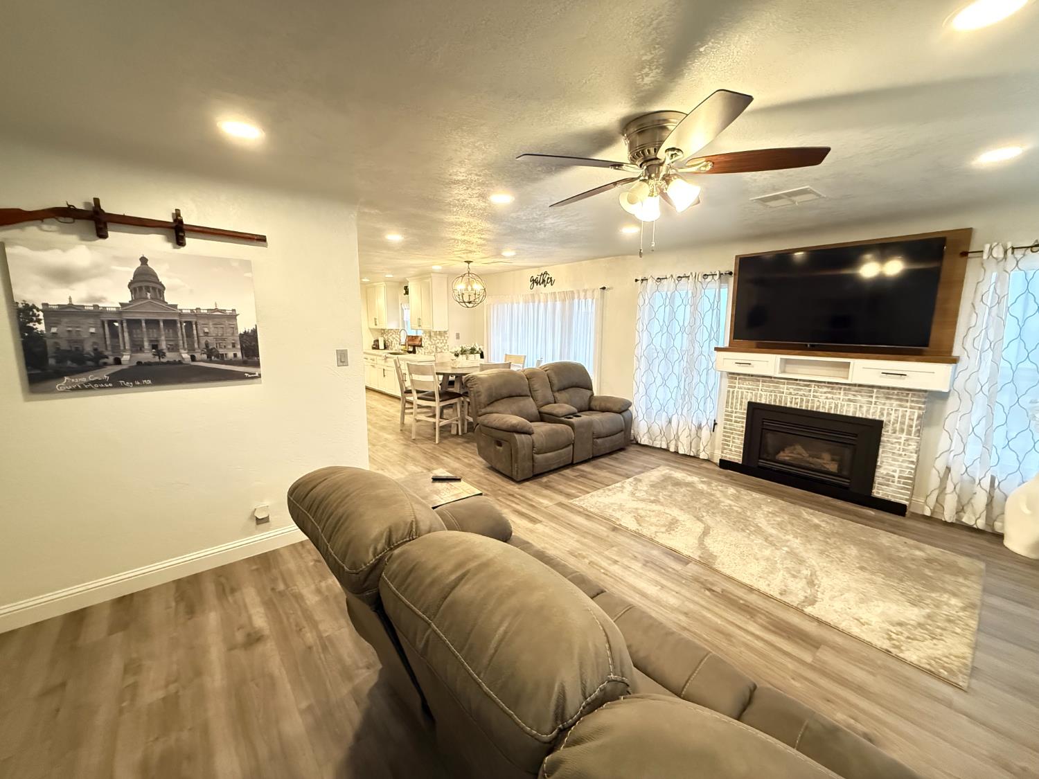 1591 O Street Firebaugh, CA 93622 - Photo 4 of 47