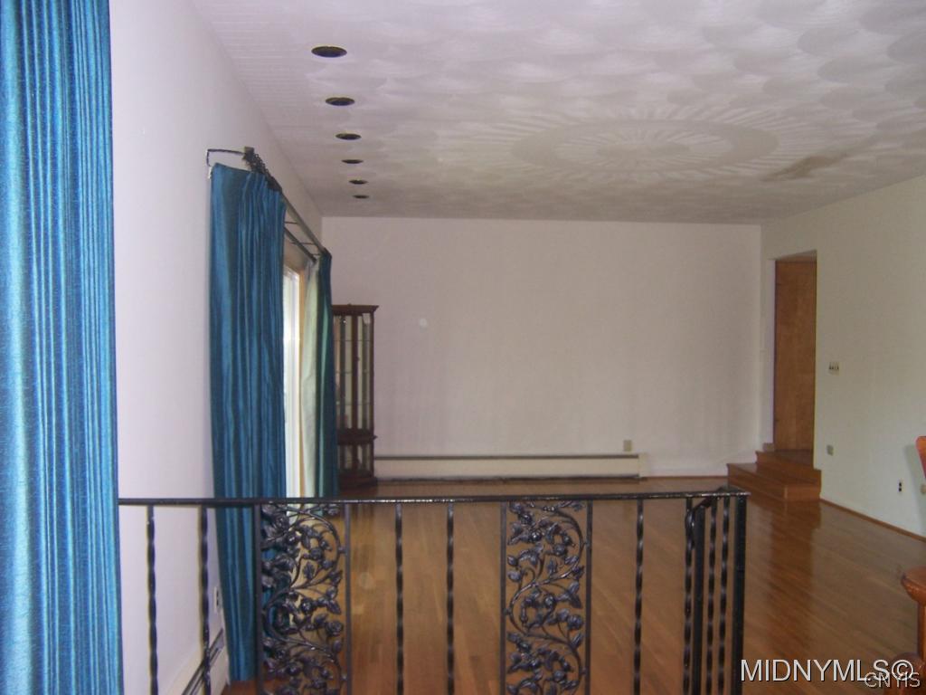 16 Russet Bush Road Utica, NY 13501 - Photo 11 of 18