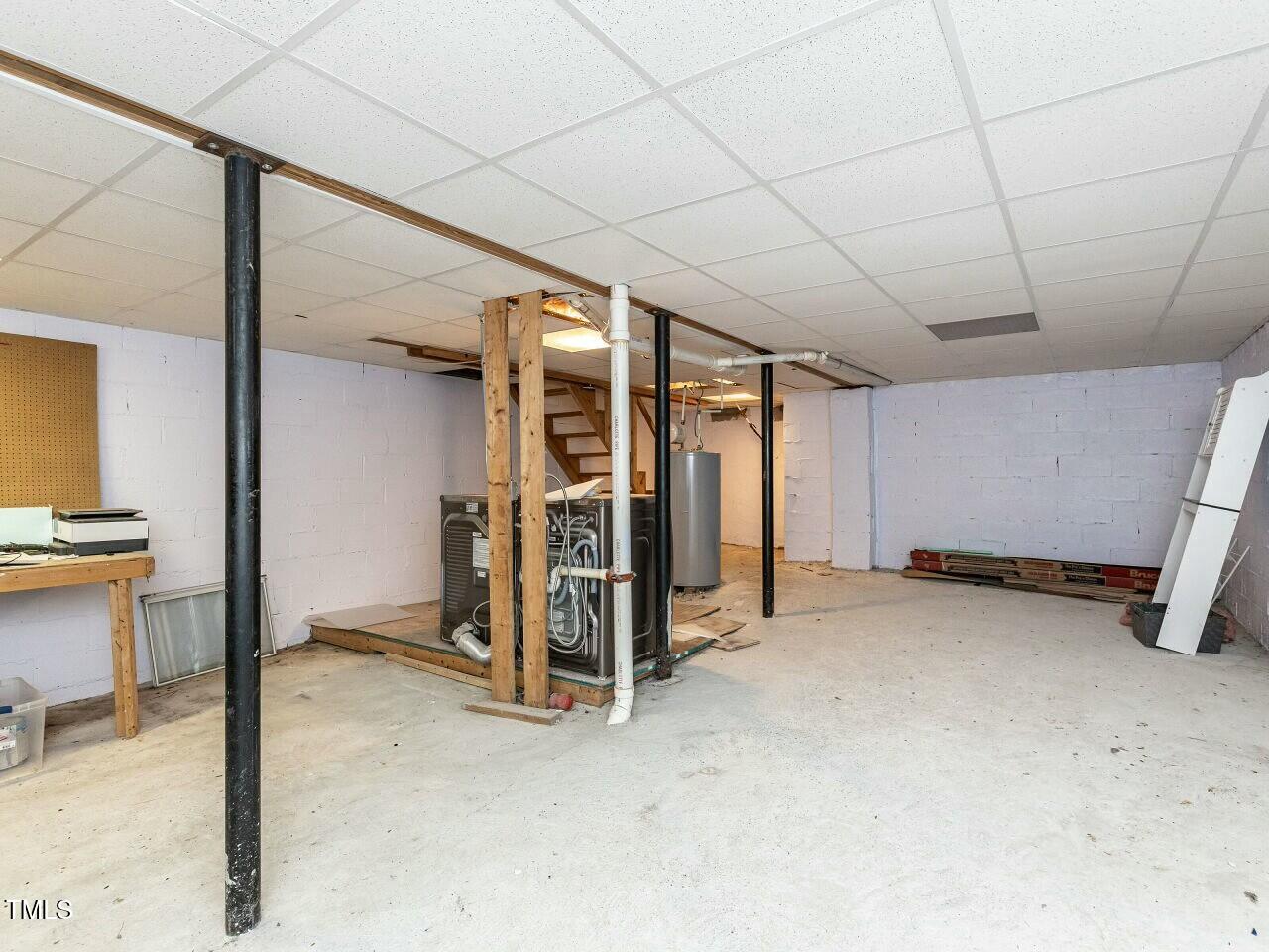 116 Old Maple Lane Durham, NC 27713 - Photo 26 of 30 a view of an empty room