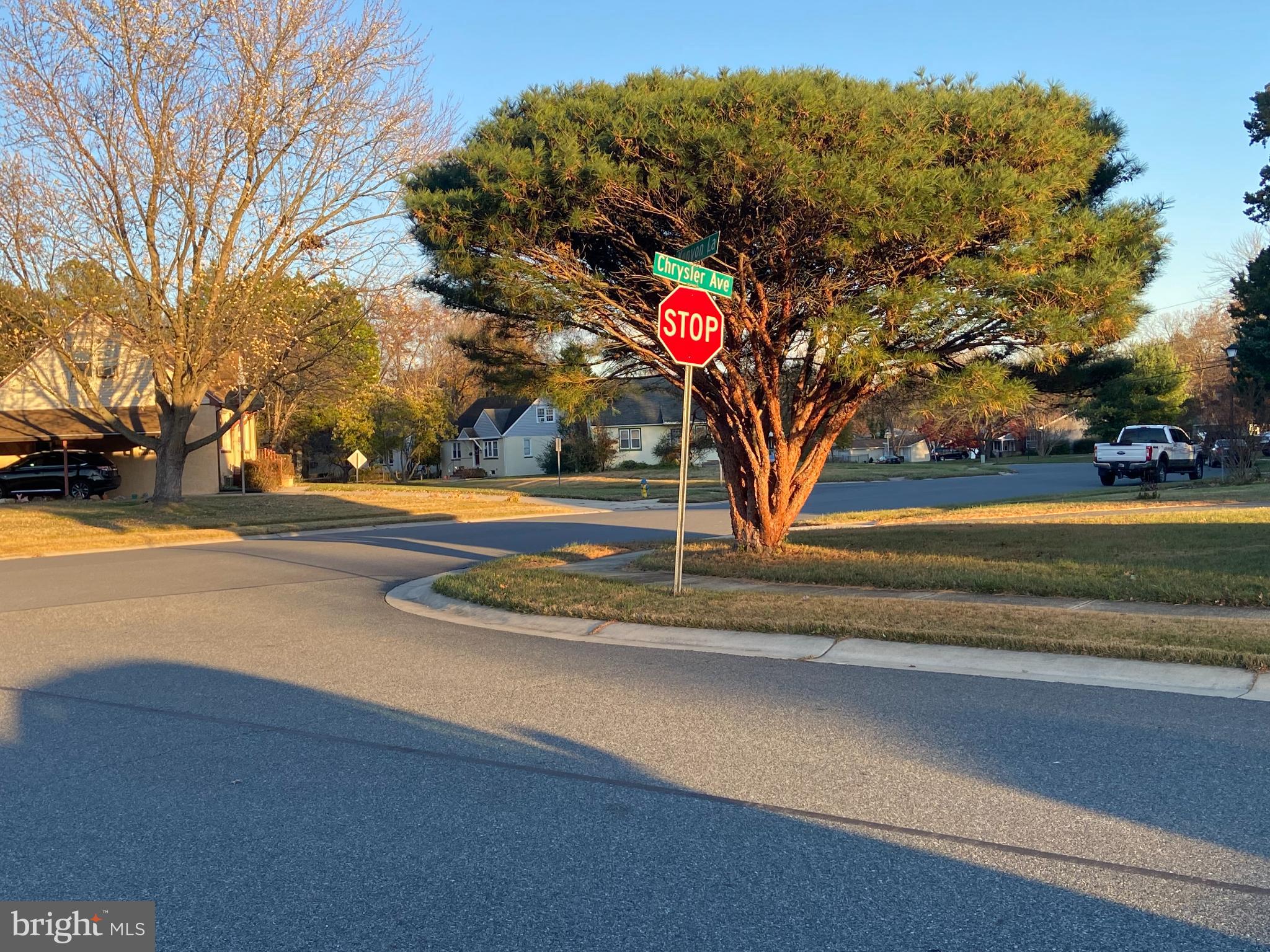 800 Kenyon Lane Newark, DE 19711 - Photo 5 of 16 Quiet neighborhood corner with a stop sign.