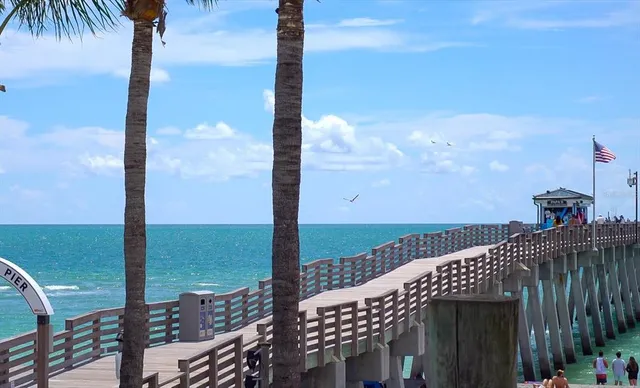 $155,000 | 1728 Lakeside Drive, Unit 1720B, Venice, FL 34293