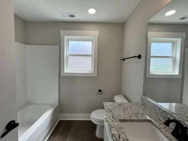 $1,999 | 101 Portland Boulevard, Portland, TN 37148